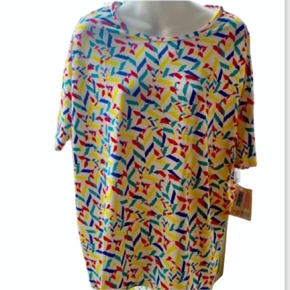 LulaRoe Top  - Picture 1 of 6